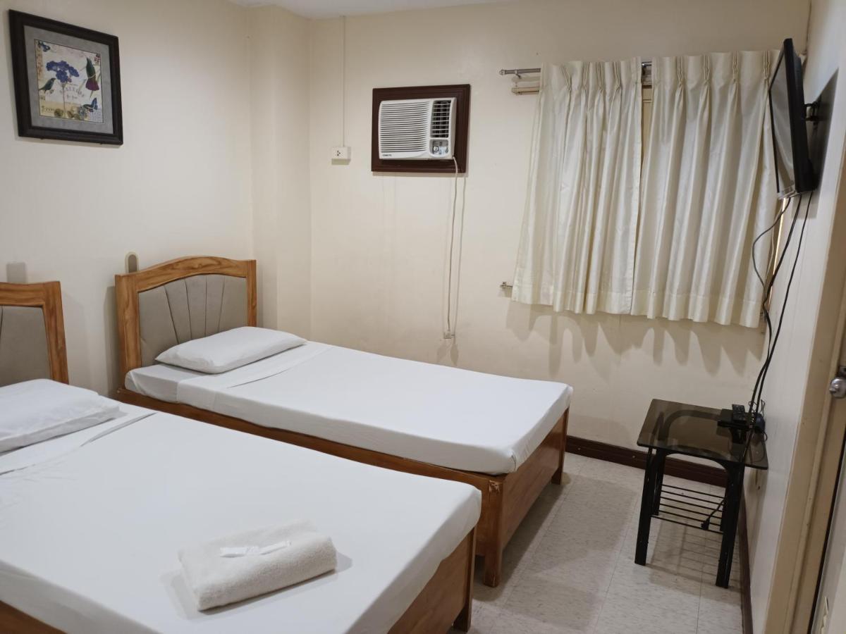 Mactan Pension House Lapu-Lapu City Buitenkant foto