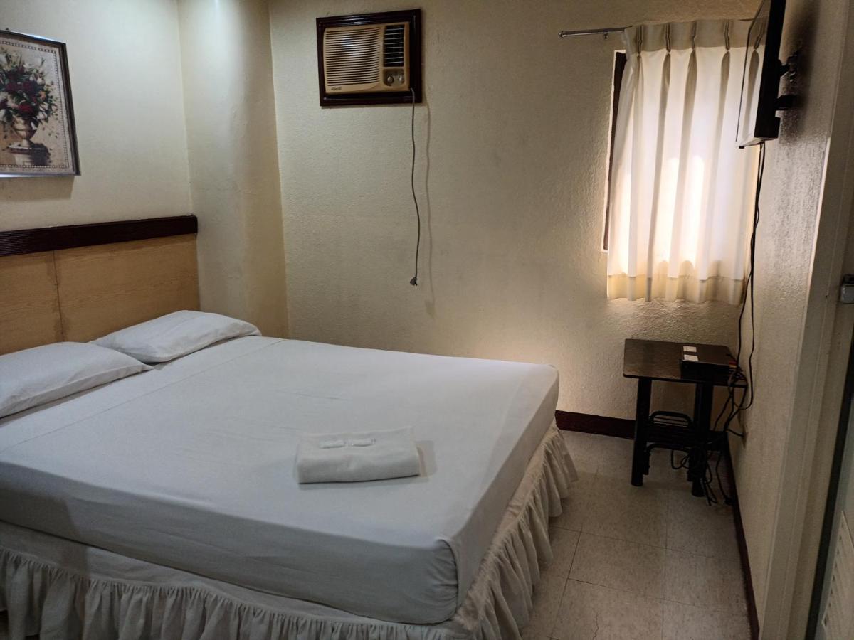 Mactan Pension House Lapu-Lapu City Buitenkant foto