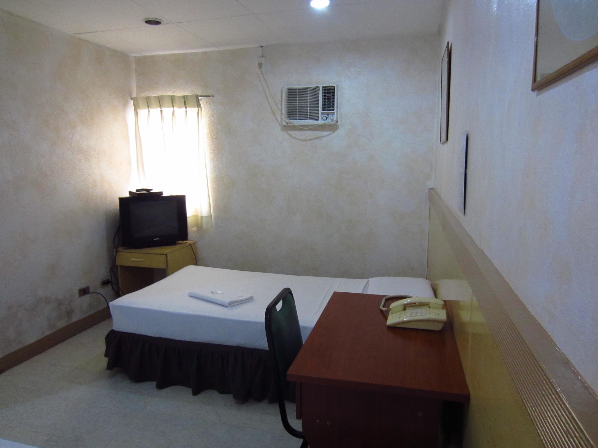 Mactan Pension House Lapu-Lapu City Buitenkant foto